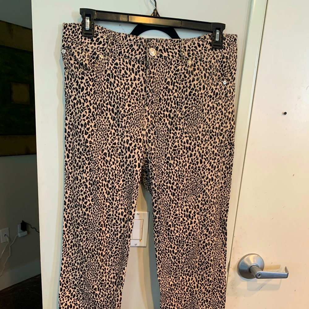 H&M leopard ankle pants!